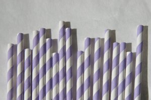 Fun lavender and white straws for your wedding or shower! By bevebylaurenfish on etsy.